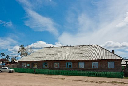 Ускорения начала капремонта больницы в Хужире добивается Наталья Дикусарова